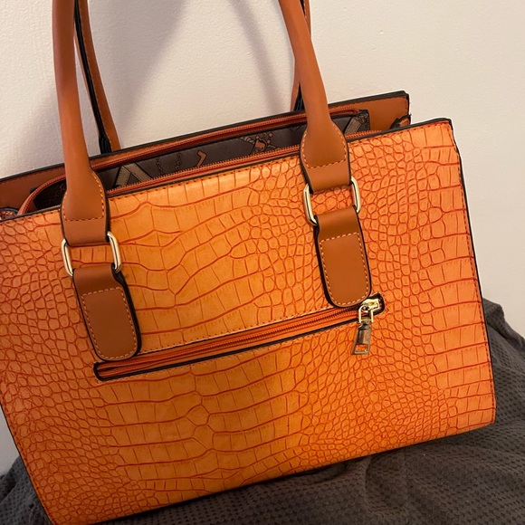 Bags - Picture 4 of 5